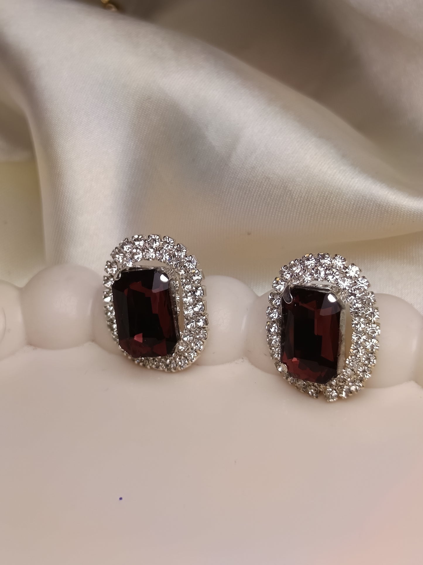 Pretty Stud AD Earring