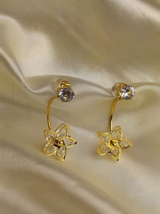 Classy -Stud Star Earrings