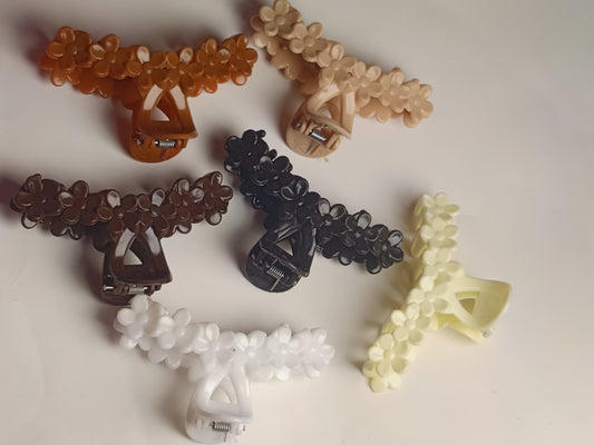 Loop Flower Hair Claw - Large