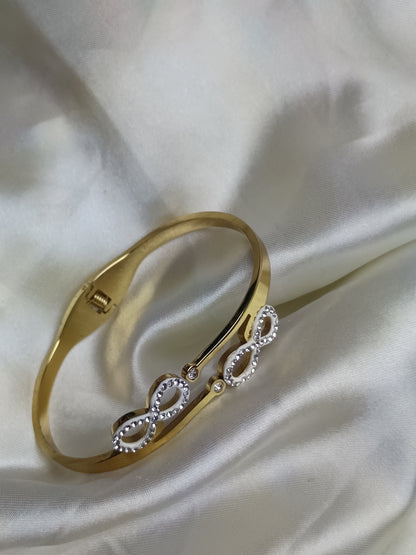 Infinity Anti-Tarnish Bracelet