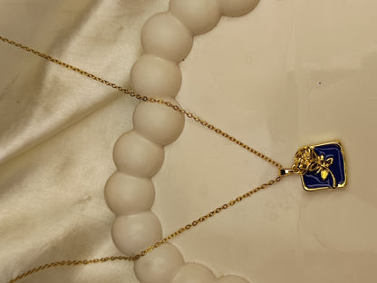 Beautiful 3D Rose Necklace Set