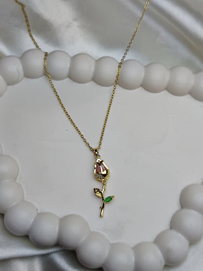 Rosy Queen Necklace