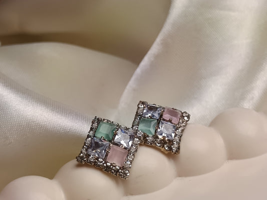 Diamond Shape Earrinng