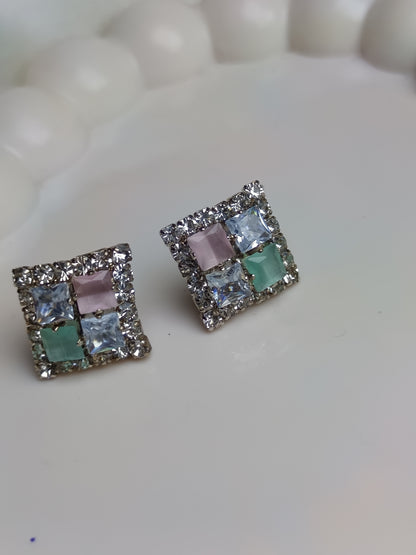 Diamond Shape Earrinng