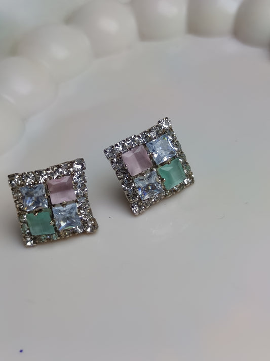 Diamond Shape Earrinng