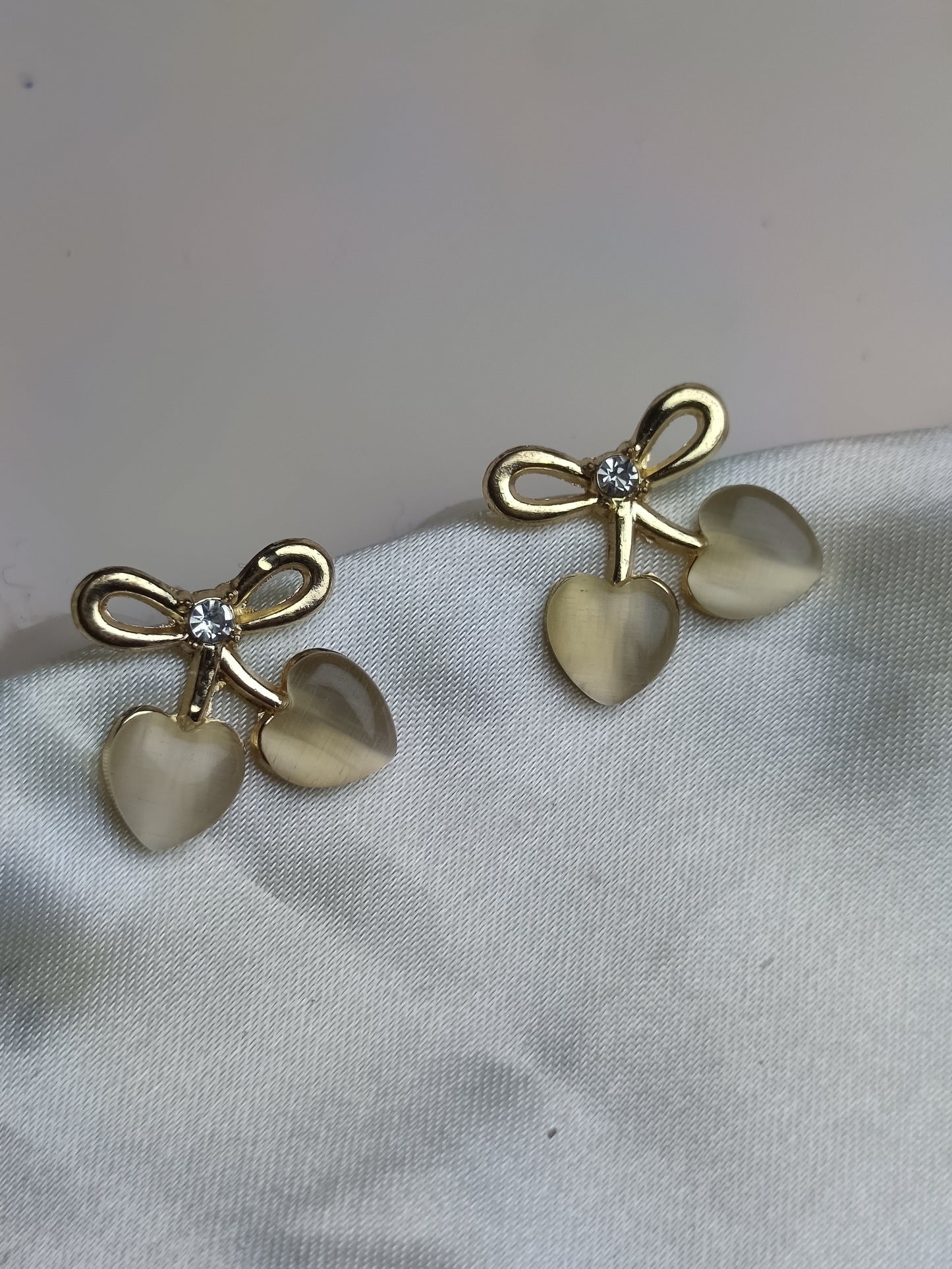 Bow Heart Earring