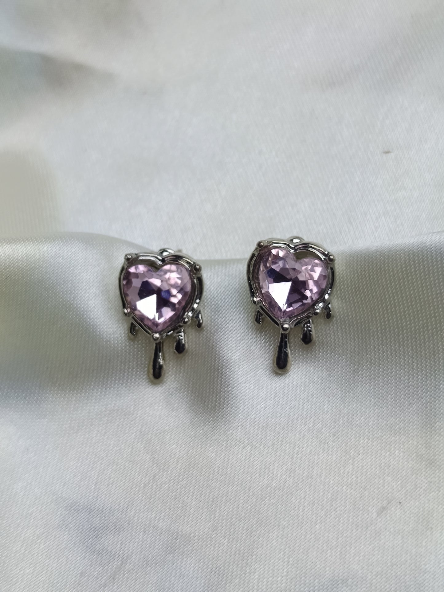 Mini Melt Heart Earring