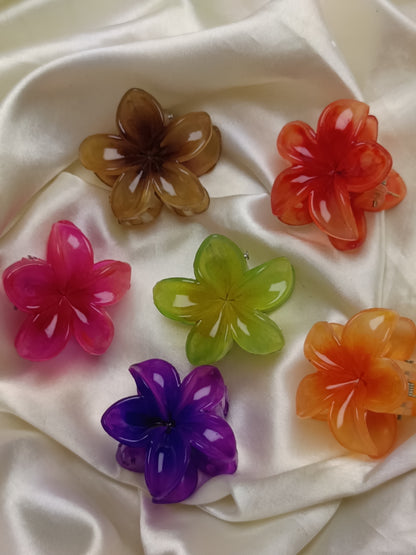 Small Flower Hair claw