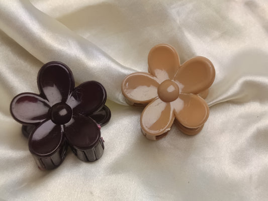 Nude Shade Daisy Flower Hair Claw – Small(1)
