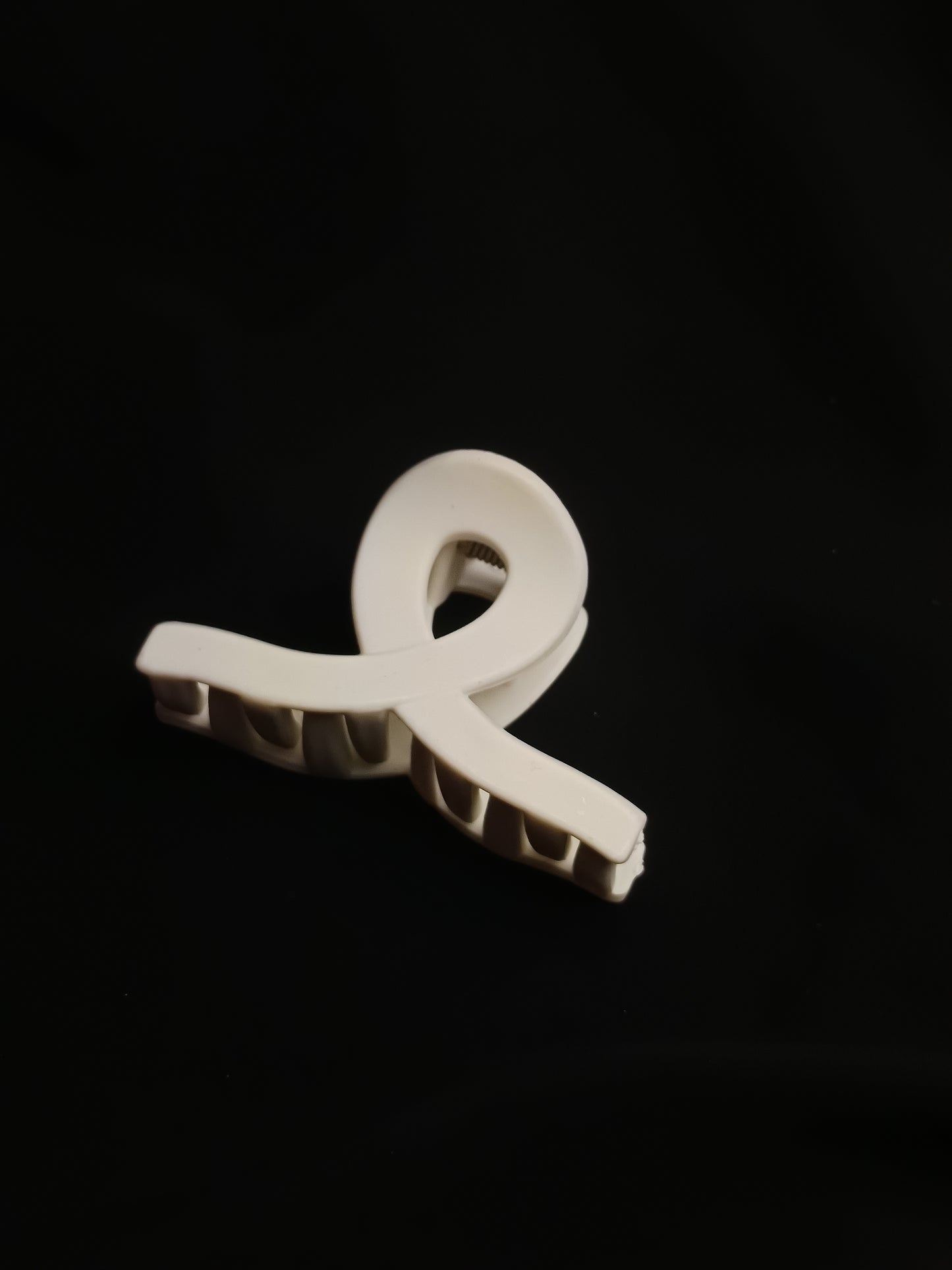 Nude Shade Bow Hair Claw-Small