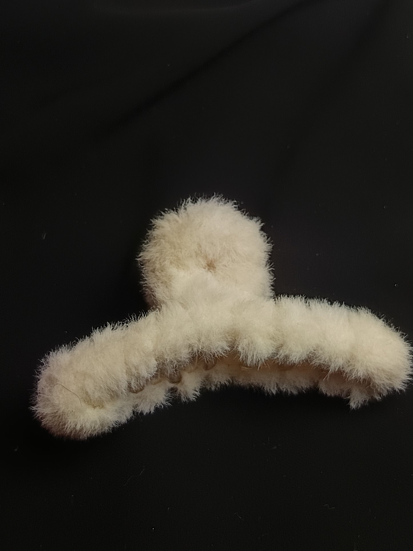 Plush Knot Hair Claw – Large