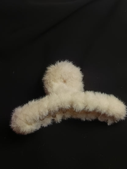 Plush Knot Hair Claw – Large