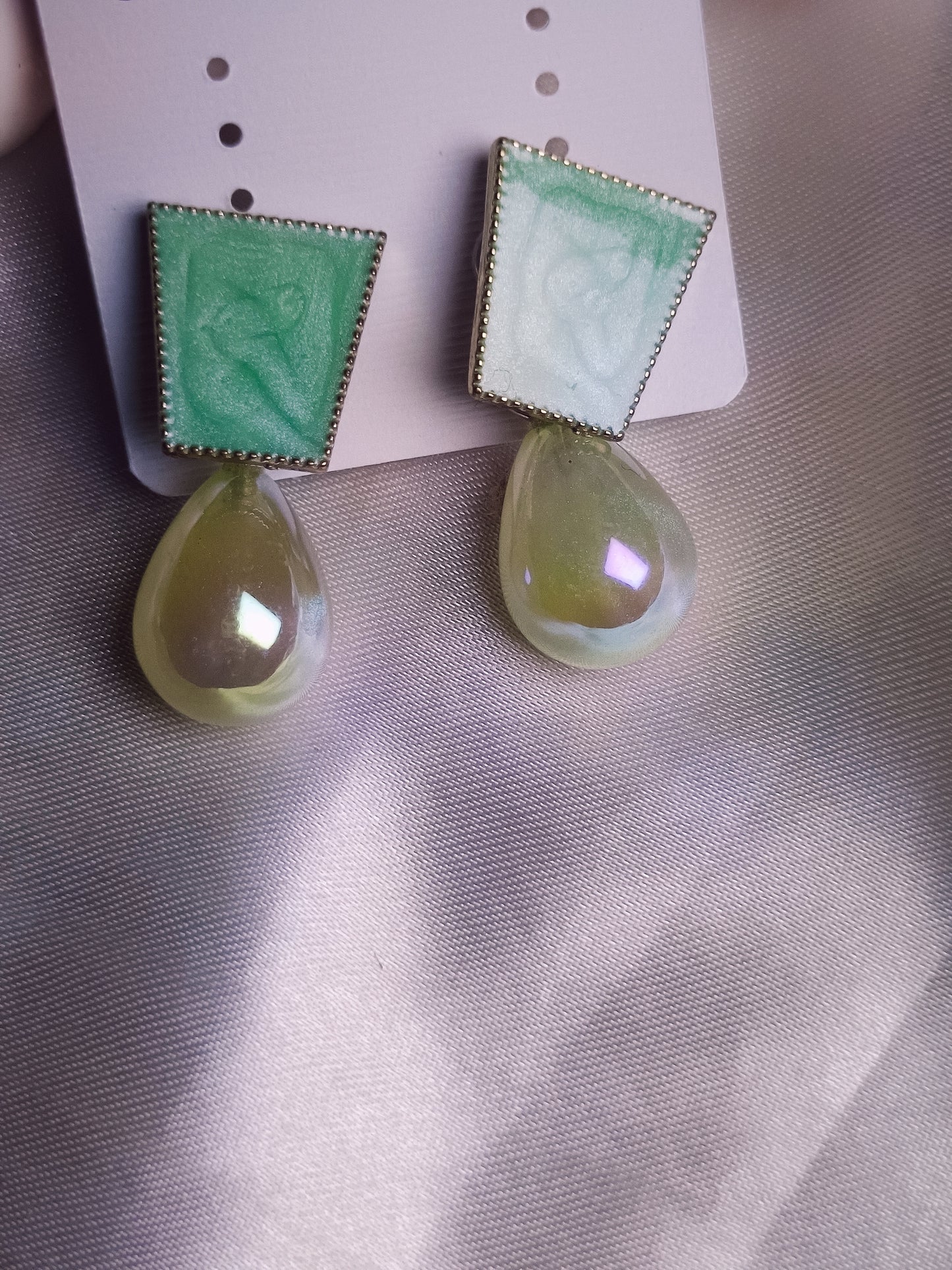 Green Shine Earring