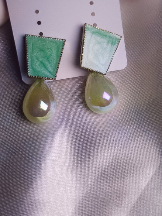 Green Shine Earring