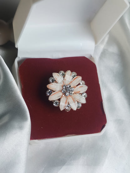 Flower Diamond look like Ring