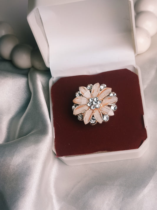 Flower Diamond look like Ring