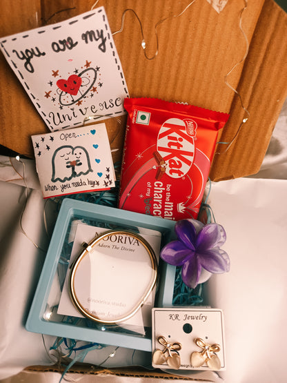 Mini Cute Hamper For Her